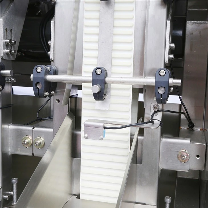 Automatic grissini packaging machine